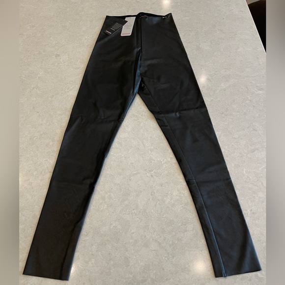 COMMANDO Control Top Faux Leather Leggings black Size M - Picture 2 of 12